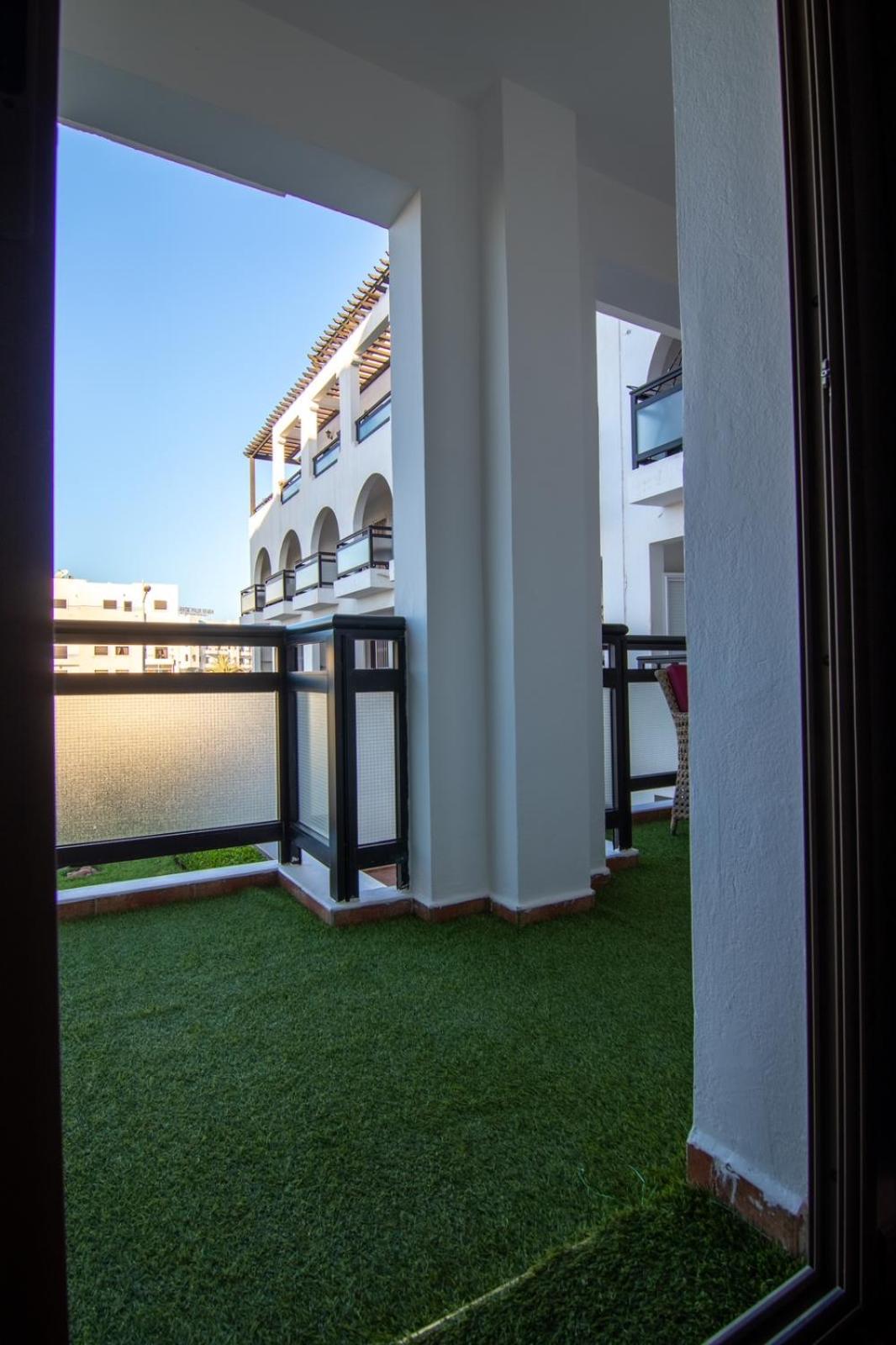 Prime Apt Near Beach With Pool, Amenities, Activities Deals Agadir Bagian luar foto